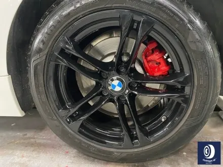 BWM F10 520D 에어로 다이나믹 프로 613M 18인치 블랙 유광 휠도색 + 부식 제거 후, 레드 캘리퍼 도색 / 용인 처인구