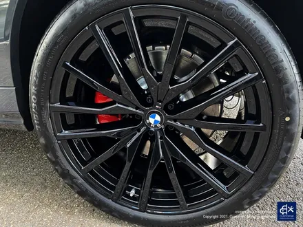 신차 BMW X6 40d 742M 블랙유광 휠도색 + 레드 캘리퍼 도색 / 용인 처인구