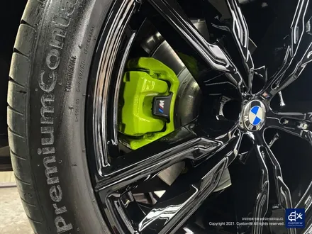 BMW X6 M50d 747M 22인치 블랙유광 휠도색 + 애시드 그린 캘리퍼 도색 / 용인 처인구