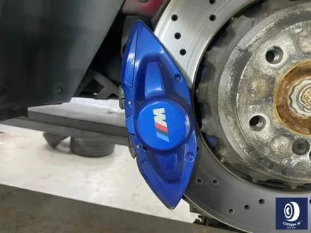 휠 수리 도색 불량 / BMW M4 763M 타 업체 잘못된 휠도색 약품 박리 / 페인트 제거 후, 사틴 블랙 휠 도색 재작업 + 카본 세라믹 골드 캘리퍼 도색 / 용인 처인구