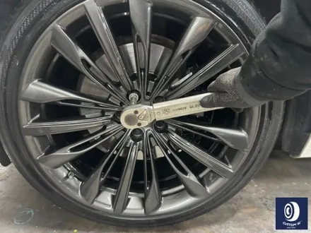 BMW 6GT 640i 20인치 646휠 약품 박리 (페인트 제거) 및 부식 제거 후,  건메탈 그레이 휠도색 + 부식 방지 블랙 컬러 캘리퍼 도색작업까지_! / 용인 처인구