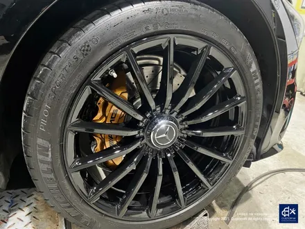 벤츠 GT43 AMG 블랙유광 휠도색 & 카본 세라믹 골드 캘리퍼 도색 / 용인 처인구