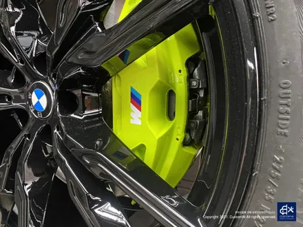 BMW X6 M50d 747M 22인치 블랙유광 휠도색 + 애시드 그린 캘리퍼 도색 / 용인 처인구