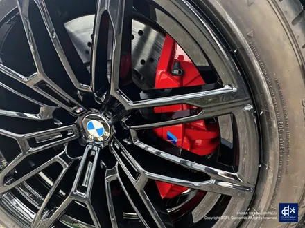 BMW 신형 G87 M2 930M 블랙유광 휠도색 + 레드 캘리퍼 도색 / 용인 처인구