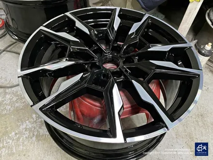 BMW i4 M50 기존 도색 제거 약품 박리 후, 블랙 폴리시 휠 + 블루 캘리퍼 도색 / 용인 처인구