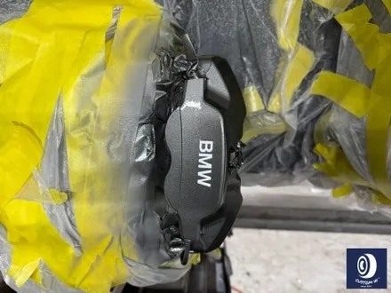 BMW G11 730d 20인치 휠 상처 수리 후, 다이아몬드 커팅 복원 + 브레이크 캘리퍼 부식 / 녹  제거 후, 건메탈 그레이 컬러 도색 / 용인 처인구