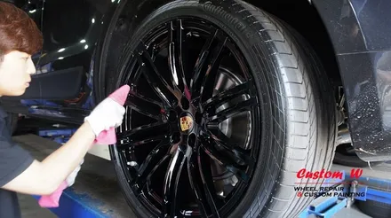 포르쉐 마칸 GTS 강력한 포스를 위한 블랙유광 휠도색. / 용인 처인구