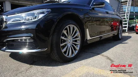 신형 BMW 7시리즈 740LD 휠 상처수리 후 고스트크롬 휠도색. / 용인 처인구