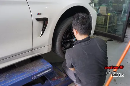BMW 428I 컨버터블과 잘 어울리는 블랙유광 휠도색.(휠 상처수리 후 도색) / 용인 처인구