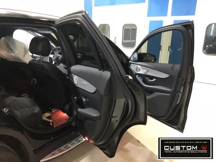 벤츠 GLC220d 부메스터 전동트위터, 미드 부메스터 커버 시공. / 용인 처인구
