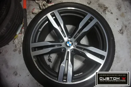 BMW G11/G12 740LI 휠상처수리후 건메탈 휠도색 , 골드 캘리퍼 도색.! / 용인 처인구