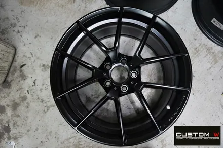 비포장도로에서 손상된  BMW F80 M3 반무광 휠 복원, 카본 세라믹 골드 캘리퍼 도색 / 용인 처인구