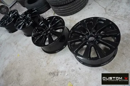 벤츠 GLC350e 휠 상처 수리 후 블랙유광 휠도색 + 카본 세라믹 골드 캘리퍼 도색 / 용인 처인구