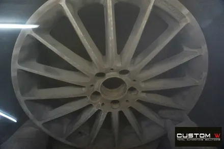 벤츠 A45 AMG 휠 상처 수리 후 매트블랙 휠도색 / 용인 처인구