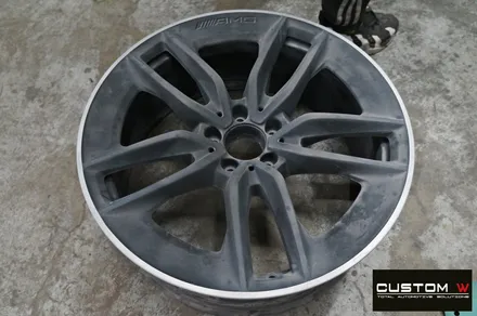 벤츠 CLS53 AMG 기존 고객 휠 상처 수리 후 블랙 실버 투톤 무광 휠도색 / 용인 처인구