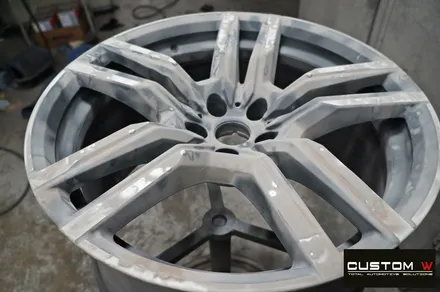 BMW F95 신형 X5M 21인치 블랙유광 휠도색 / 용인 처인구