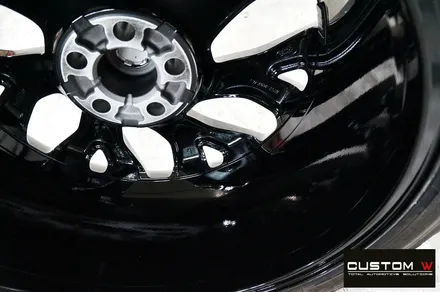 랜드로버 레인지로버 보그 휠 상처 수리 후 블랙유광 휠도색 / 용인 처인구