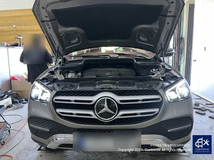벤츠 GLE300D 멀티빔라이트로 헤드라이트 업그레이드! 더욱 밝고 안전한 야간 주행! / 용인 처인구