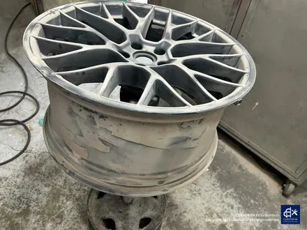 포르쉐 마칸 GTS 휠수리 후 젯블랙 휠도색 / 용인 처인구