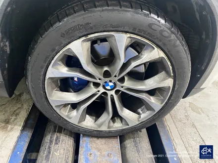 BMW X5 50i 휠수리 후 블랙유광 휠도색 / 용인 처인구