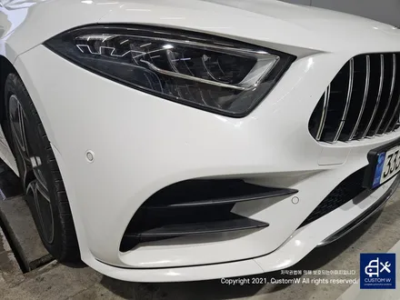 CLS300d 어라운드뷰 순정 360카메라 , 전방 범퍼 사고로인한 판금도색. / 용인 처인구