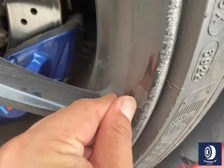 휠 수리 도색 불량 / BMW M4 763M 타 업체 잘못된 휠도색 약품 박리 / 페인트 제거 후, 사틴 블랙 휠 도색 재작업 + 카본 세라믹 골드 캘리퍼 도색 / 용인 처인구