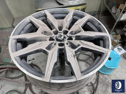 BMW M850i 895M 휠 다이아몬드 커팅 가공을 이용한 그레이 메탈릭(그라파이트 실버)  폴리시 투톤 휠도색 작업 / 용인 처인구