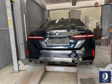 신차 출고 작업 / 미등록 차량 BMW G60 530i 하이그로시 블랙 (검정유광)  휠도색 + 레드 캘리퍼 도색 (feat. 늘 하던 대로~! 입출고 과정 공유) / 용인 처인구