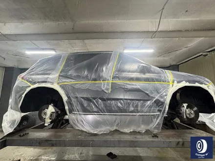 벤츠 GLE53 AMG 브레이크 부식 제거 후, 카본 세라믹 골드 컬러 캘리퍼 도색 / 용인 처인구