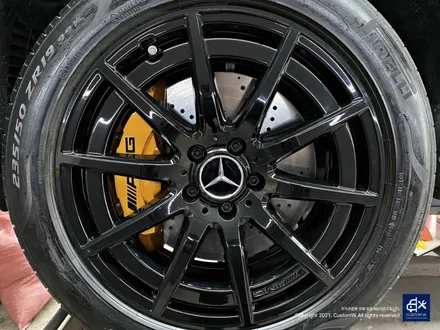 벤츠 신차 GLB35 AMG 블랙유광 휠도색 + 골드 캘리퍼 도색 / 용인 처인구