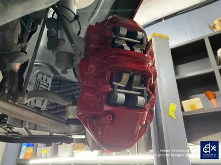 너무 멋진 토론토 레드 컬러 BMW G87 M2 스페셜 에디션   930M 휠 블랙 유광 도색 + 레드 캘리퍼 도색_! / 용인 처인구