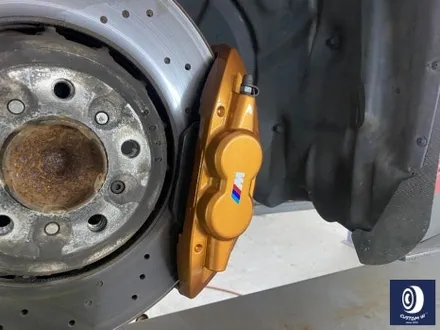 휠 수리 도색 불량 / BMW M4 763M 타 업체 잘못된 휠도색 약품 박리 / 페인트 제거 후, 사틴 블랙 휠 도색 재작업 + 카본 세라믹 골드 캘리퍼 도색 / 용인 처인구