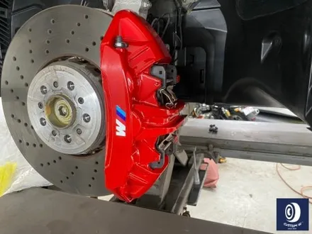 BMW X6M 818M 블랙 유광 휠도색 + 레드 캘리퍼 도색_! / 용인 처인구