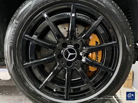 벤츠 신차 GLB35 AMG 블랙유광 휠도색 + 골드 캘리퍼 도색 / 용인 처인구