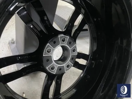 BMW F30 320d 441M 휠 상처 수리 후, 블랙 유광 휠도색 + 부식 녹 제거 후, 블루 캘리퍼 도색 / 용인 처인구