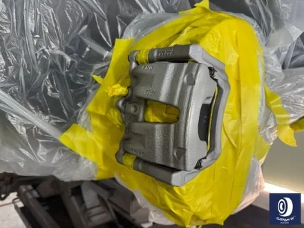 아우디 Q7 55TFSI 플라스틱 커버가 장착된 21인치 휠 블랙 유광 휠도색 + 부식 제거 후, 건메탈 그레이 캘리퍼 도색 / 용인 처인구