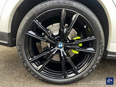BMW X6 M50d 747M 22인치 블랙유광 휠도색 + 애시드 그린 캘리퍼 도색 / 용인 처인구