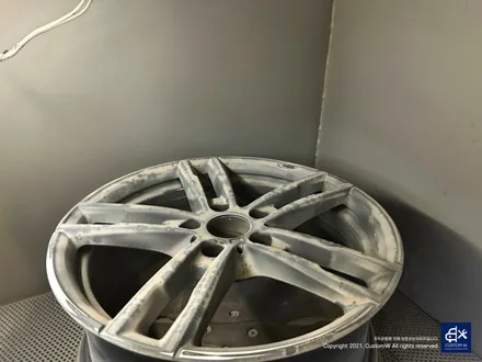 BMW 118d 703M 휠수리 후 블랙유광 휠도색 + 블루 캘리퍼 도색 / 용인 처인구