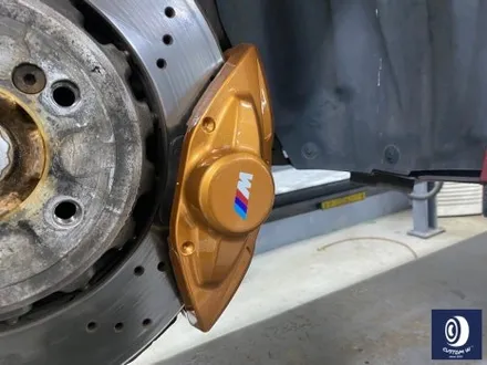 휠 수리 도색 불량 / BMW M4 763M 타 업체 잘못된 휠도색 약품 박리 / 페인트 제거 후, 사틴 블랙 휠 도색 재작업 + 카본 세라믹 골드 캘리퍼 도색 / 용인 처인구