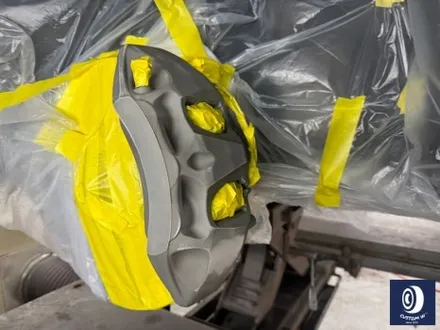 아우디 Q7 55TFSI 플라스틱 커버가 장착된 21인치 휠 블랙 유광 휠도색 + 부식 제거 후, 건메탈 그레이 캘리퍼 도색 / 용인 처인구