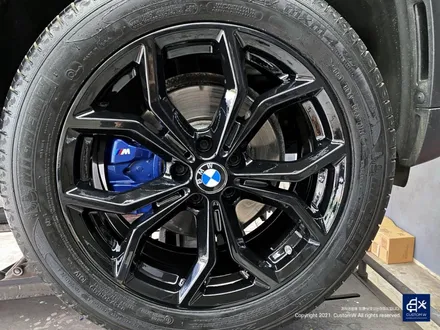 BMW G03 X3 20d 휠 상처 수리 후 블랙유광 휠도색 + 블루 캘리퍼 도색 / 용인 처인구