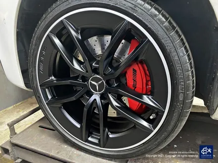 벤츠 E53 AMG 휠수리 후 블랙 실버 투톤 무광 휠도색 + 레드 캘리퍼 도색 / 용인 처인구