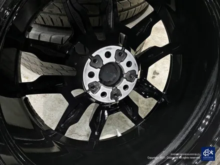 BMW i4 M50 기존 도색 제거 약품 박리 후, 블랙 폴리시 휠 + 블루 캘리퍼 도색 / 용인 처인구