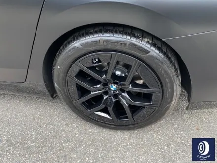BMW G70 신형 7시리즈 740i 907M 블랙 유광 휠도색 (플라스틱 휠 커버 20개 포함) + 블랙 캘리퍼 도색 / 용인 처인구