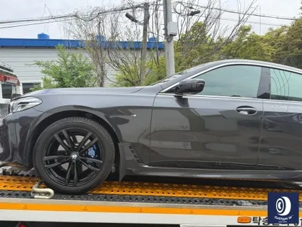 BMW 6GT 620D 19인치 647M 휠 상처 수리 후, 블랙 유광 휠도색 + 부식 제거 후, 블루 캘리퍼 도색 / 용인 처인구