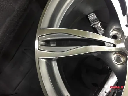 결국 또 콜라보... BMW M5와 520D 럭셔리 1개씩의 휠수리(다이아몬드컷팅 휠복원) / 용인 처인구