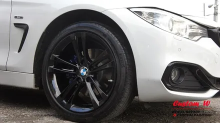 BMW 420D 그란쿠페 차량을 더욱 스포티하게! 블랙유광 휠도색과 블루 캘리퍼도색. / 용인 처인구