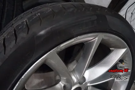 재규어 F-TYPE 잘못 된 캘리퍼도색 다시 레드로 캘리퍼도색, 휠 상처수리 후 블랙유광 휠도색. / 용인 처인구