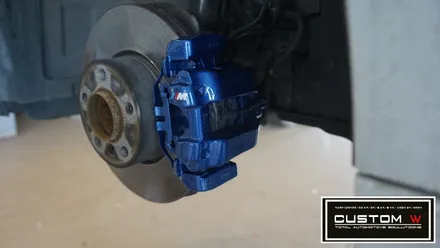 BMW F30 320d 극혐주의! 심각한 수준의 녹과 부식의 캘리퍼 블루 캘리퍼도색. / 용인 처인구