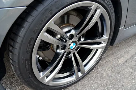 기존 고객님의 재방문. BMW F10 530D 437M 고스트크롬 휠도색 / 용인 처인구
